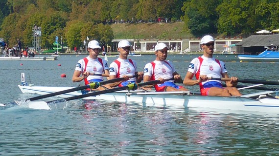 cetverac bez kormilara za lake veslace